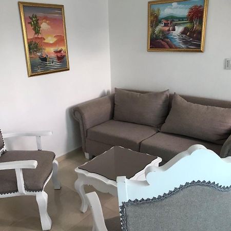 Apartamento Los Rieles Santiago De Los Caballeros Exterior photo