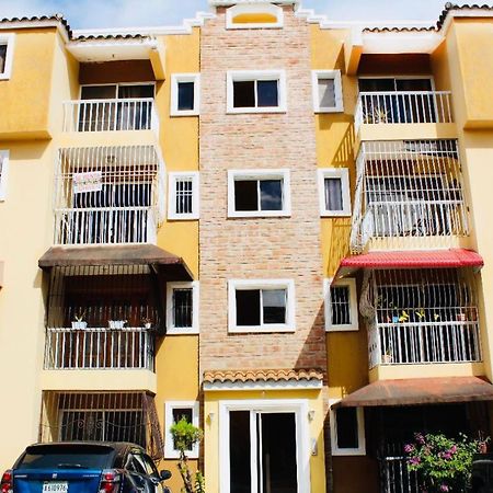 Apartamento Los Rieles Santiago De Los Caballeros Exterior photo
